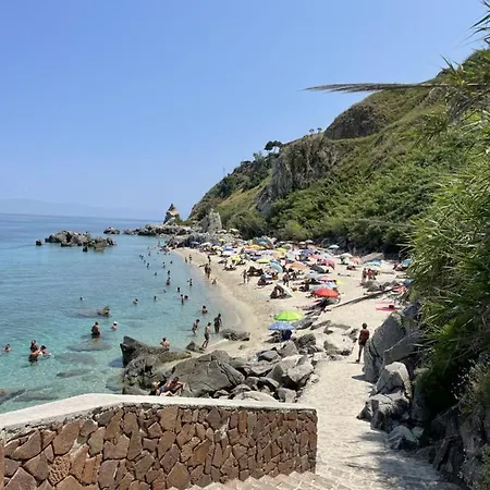 Residenzia Del Popolo - Rooftop Terrass With Ocean View In Pizzo Old Town Апартаменты Пиццо