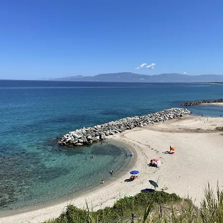 Residenzia Del Popolo - Rooftop Terrass With Ocean View In Pizzo Old Town Апартаменты *