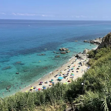 Residenzia Del Popolo - Rooftop Terrass With Ocean View In Pizzo Old Town